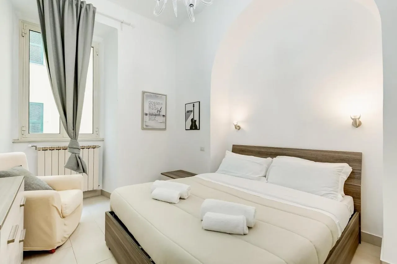 Apartment Cosy Apartment- Colosseum- Termini Railway Rome Italy