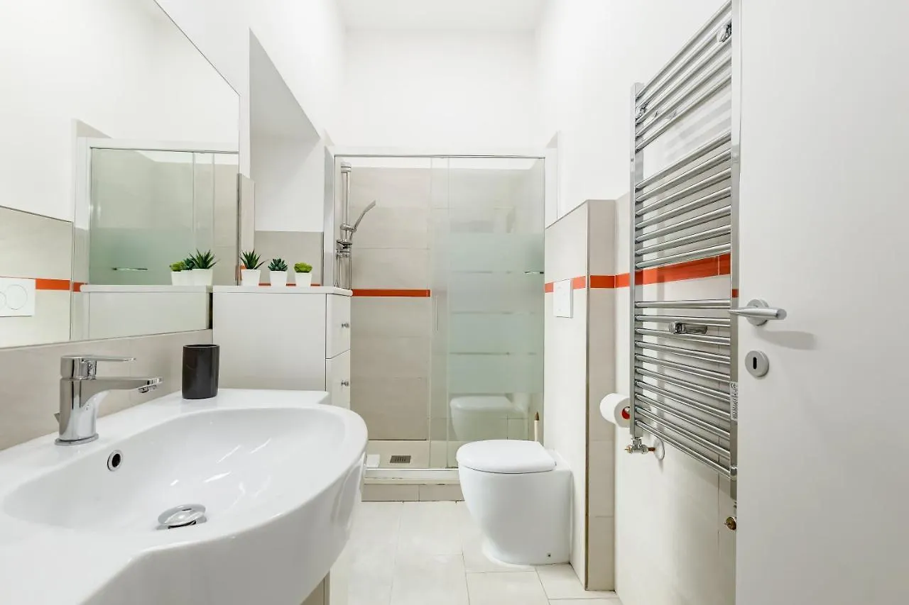 Cosy Apartment- Colosseum- Termini Railway Rome Apartment