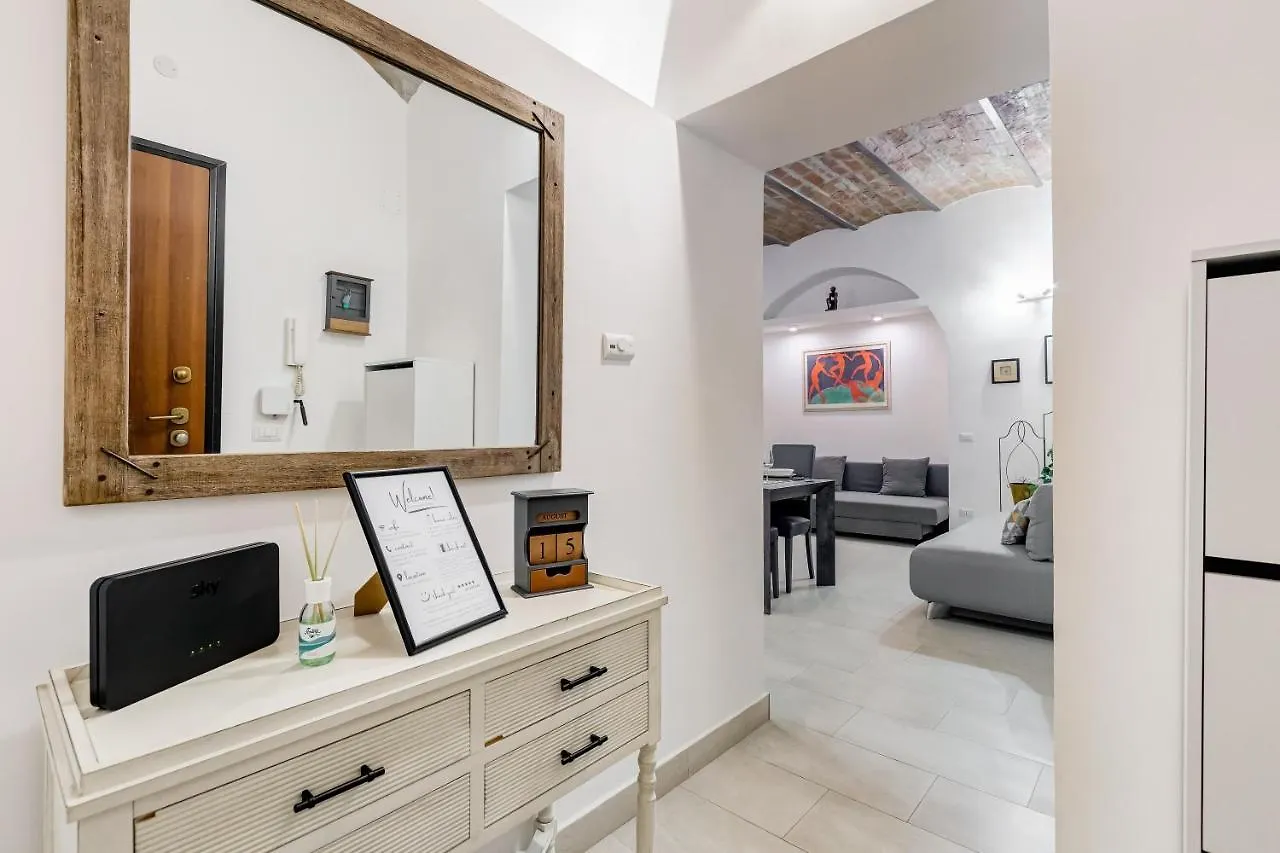 Cosy Apartment- Colosseum- Termini Railway Rome 0*,